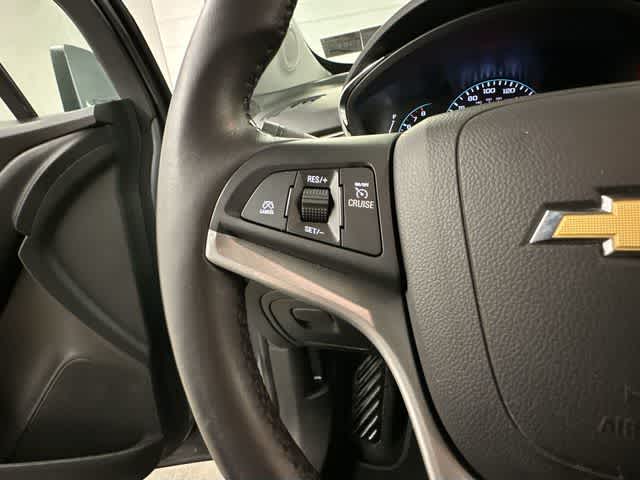 Thumbnail: 2019 Chevrolet Trax - 8