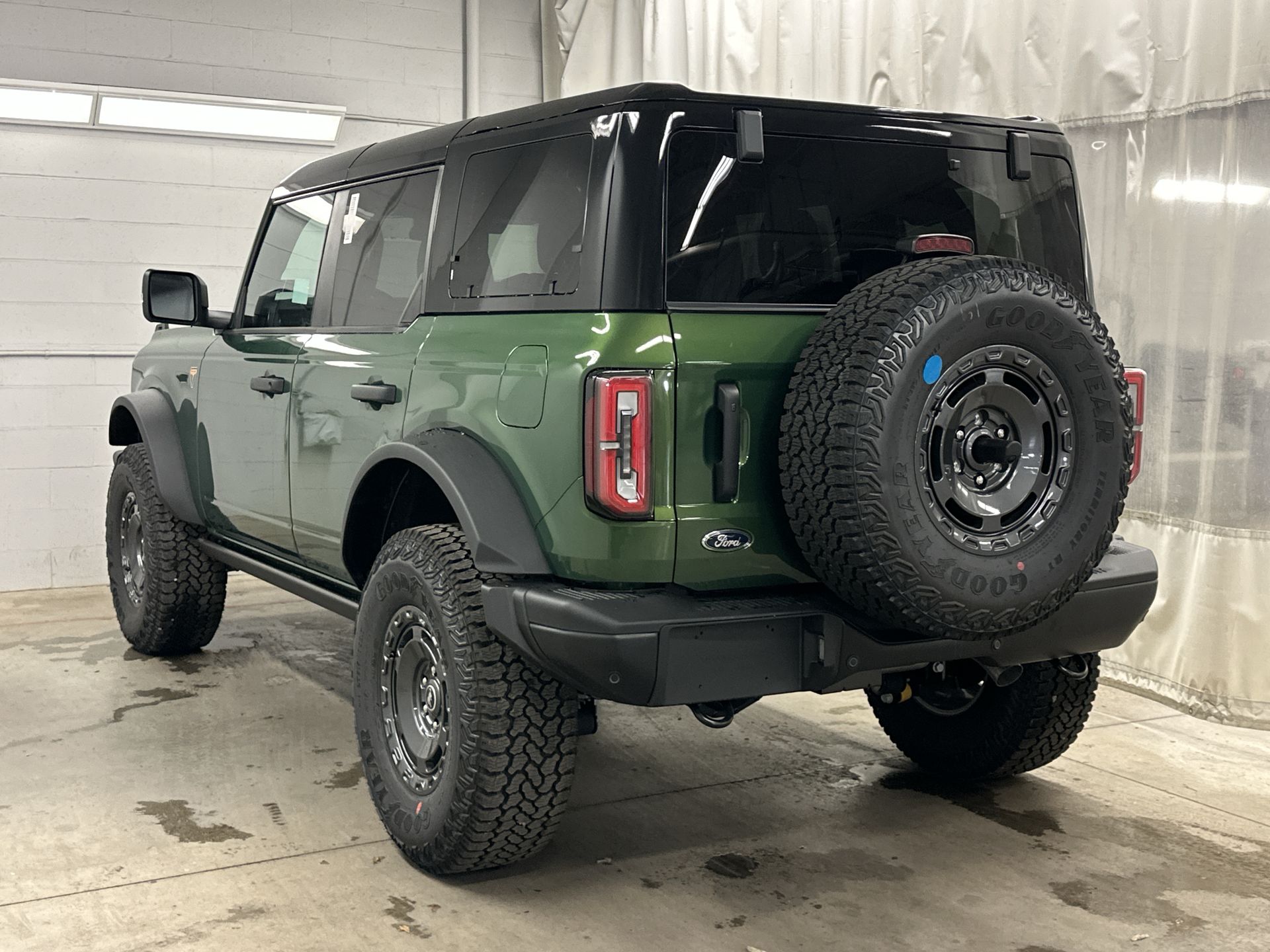 Thumbnail: 2025 Ford Bronco - 31