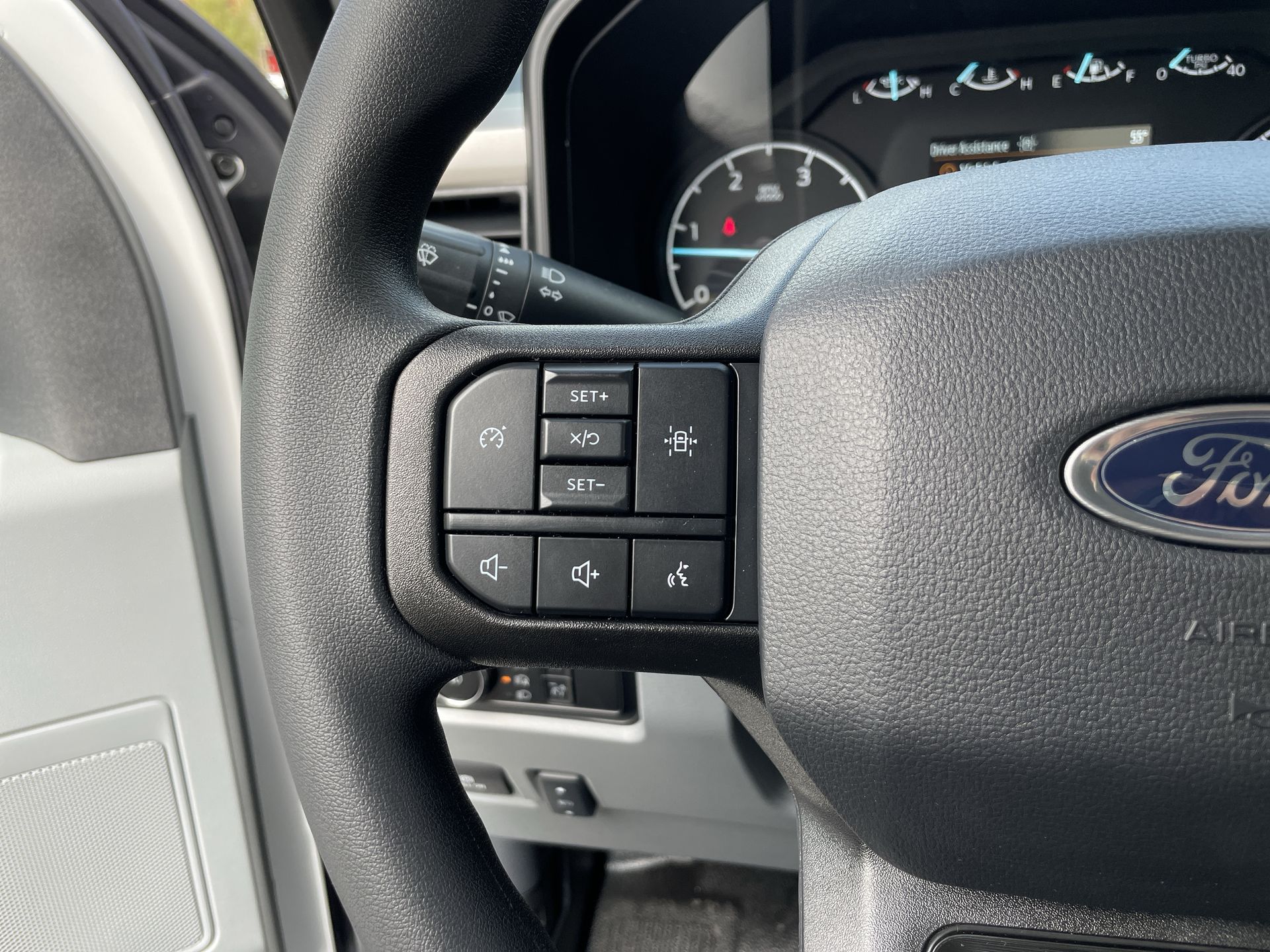 Thumbnail: 2024 Ford Econoline - 8