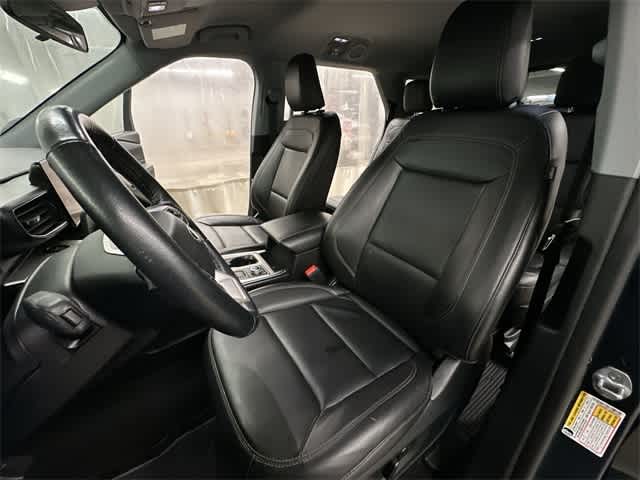 Thumbnail: 2022 Ford Explorer - 15