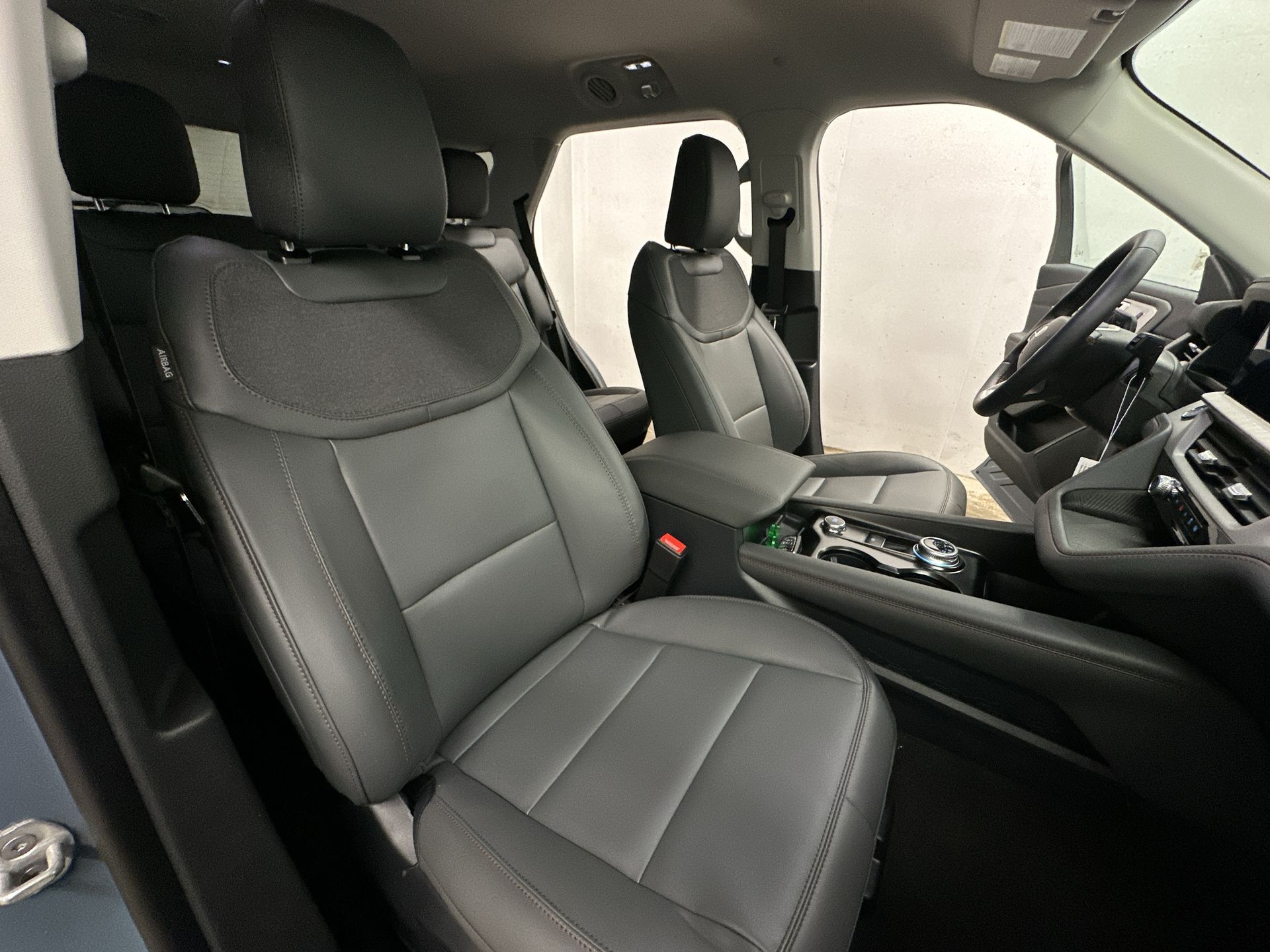 Thumbnail: 2026 Ford Explorer - 20