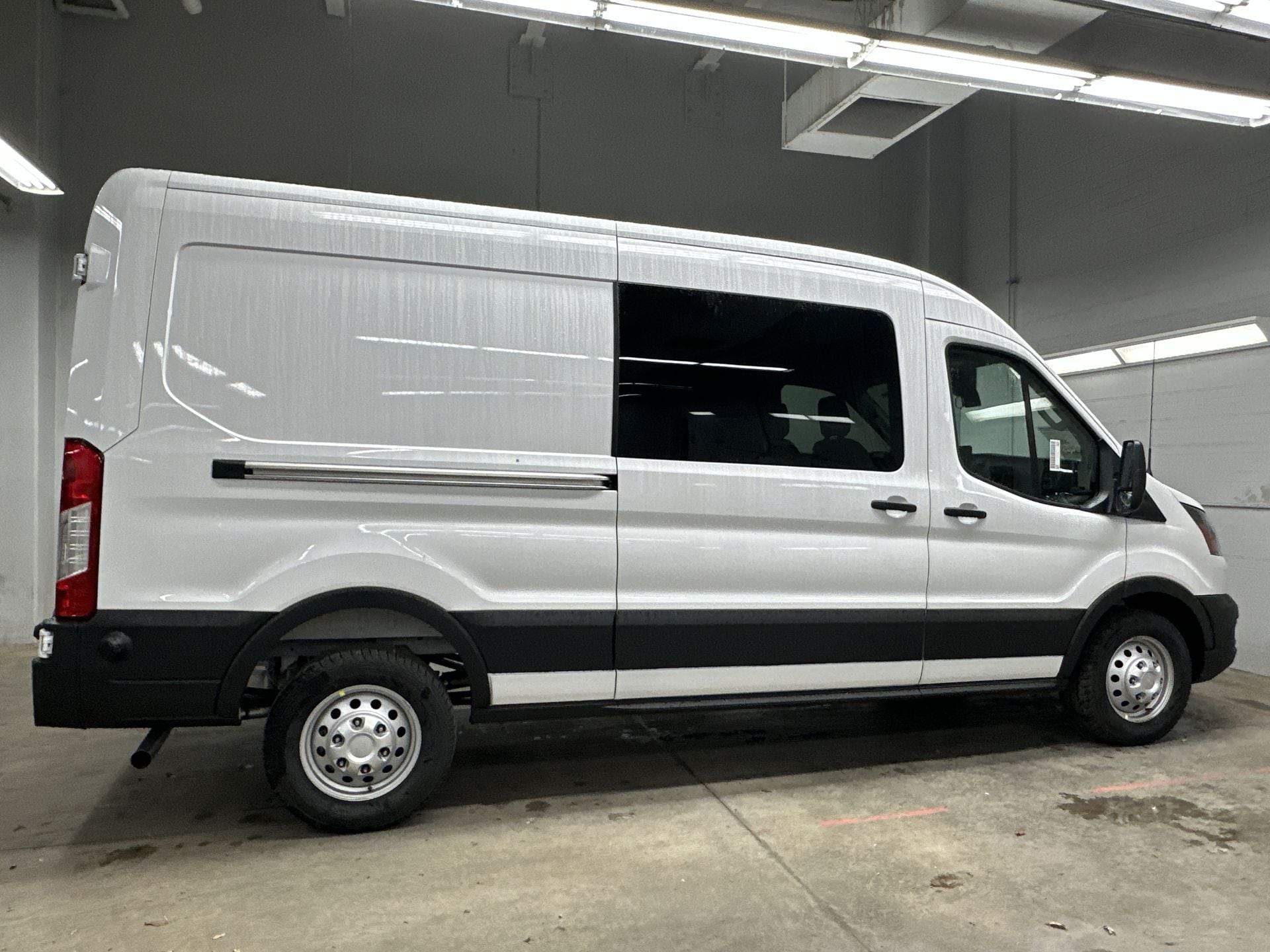 Thumbnail: 2026 Ford Transit Series - 3