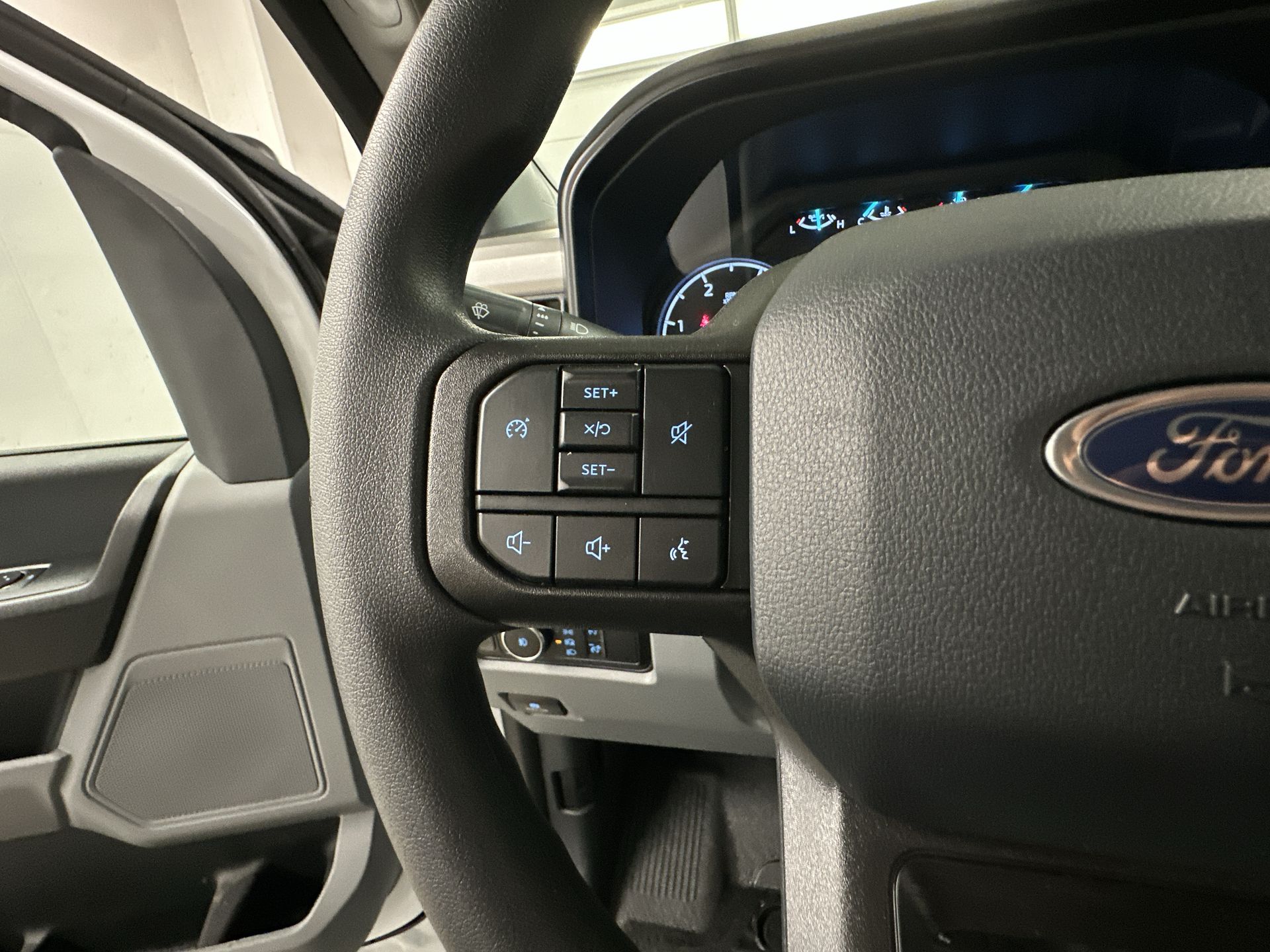 Thumbnail: 2026 Ford Econoline - 8