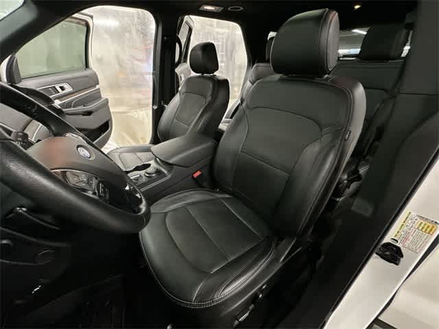 Thumbnail: 2017 Ford Explorer - 18