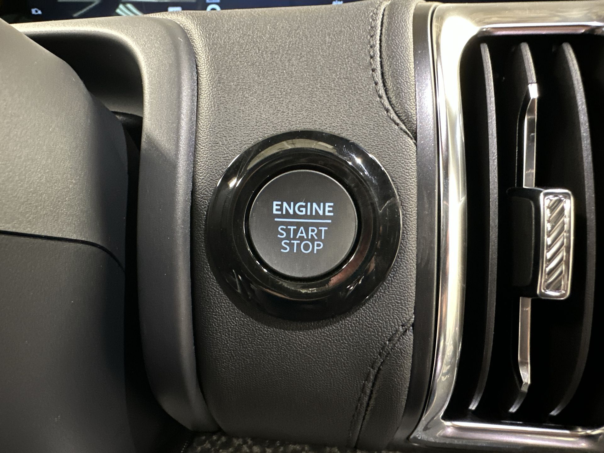 Thumbnail: 2025 Ford Expedition - 11