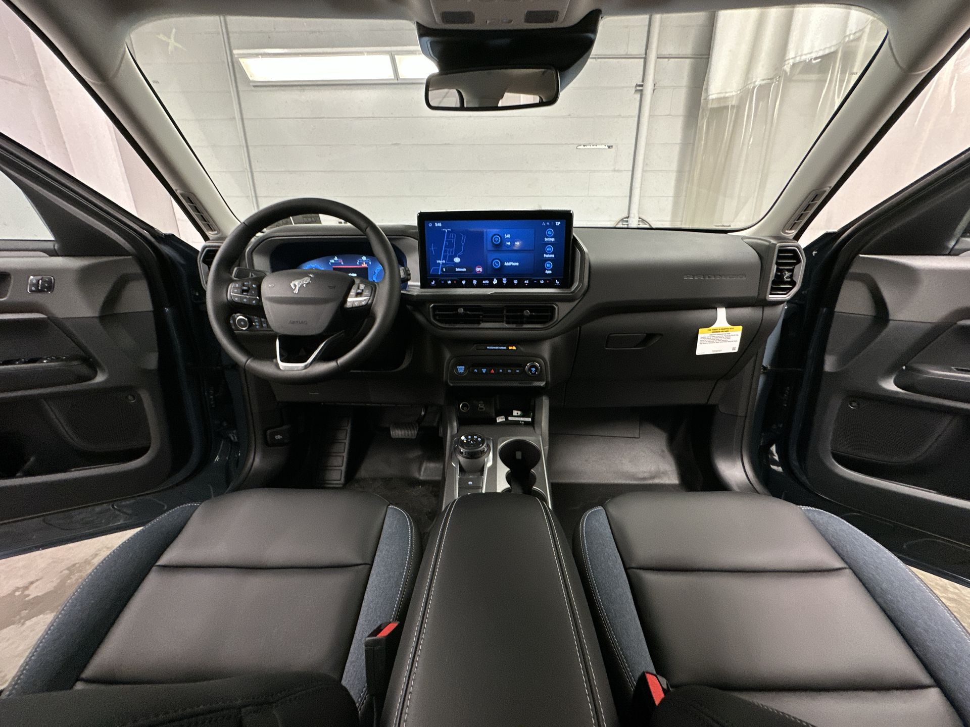 Thumbnail: 2025 Ford Bronco Sport - 21