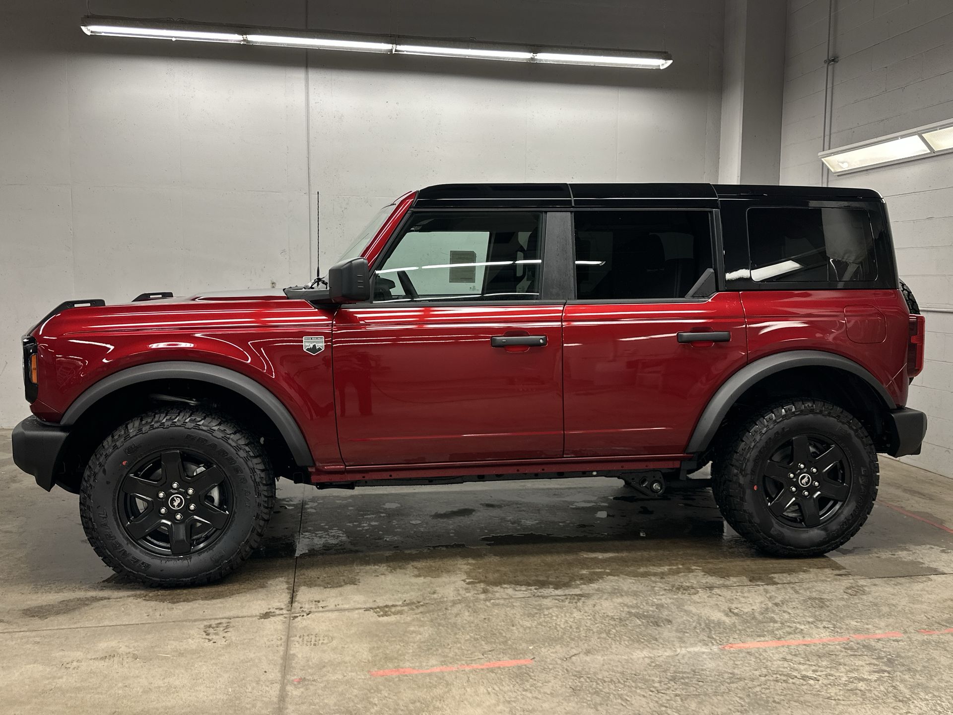 Thumbnail: 2025 Ford Bronco - 2