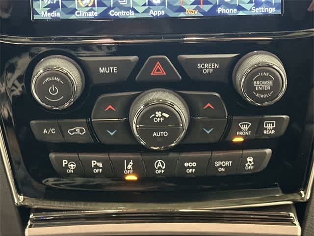 Thumbnail: 2021 Jeep Grand Cherokee - 16