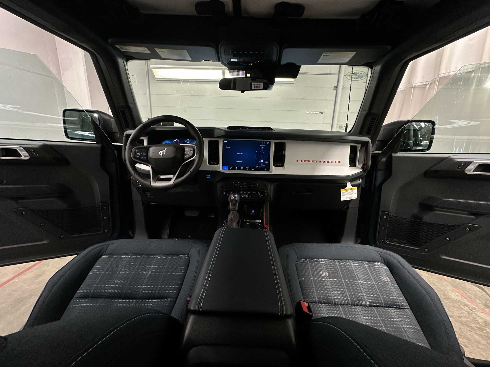 Thumbnail: 2025 Ford Bronco - 20