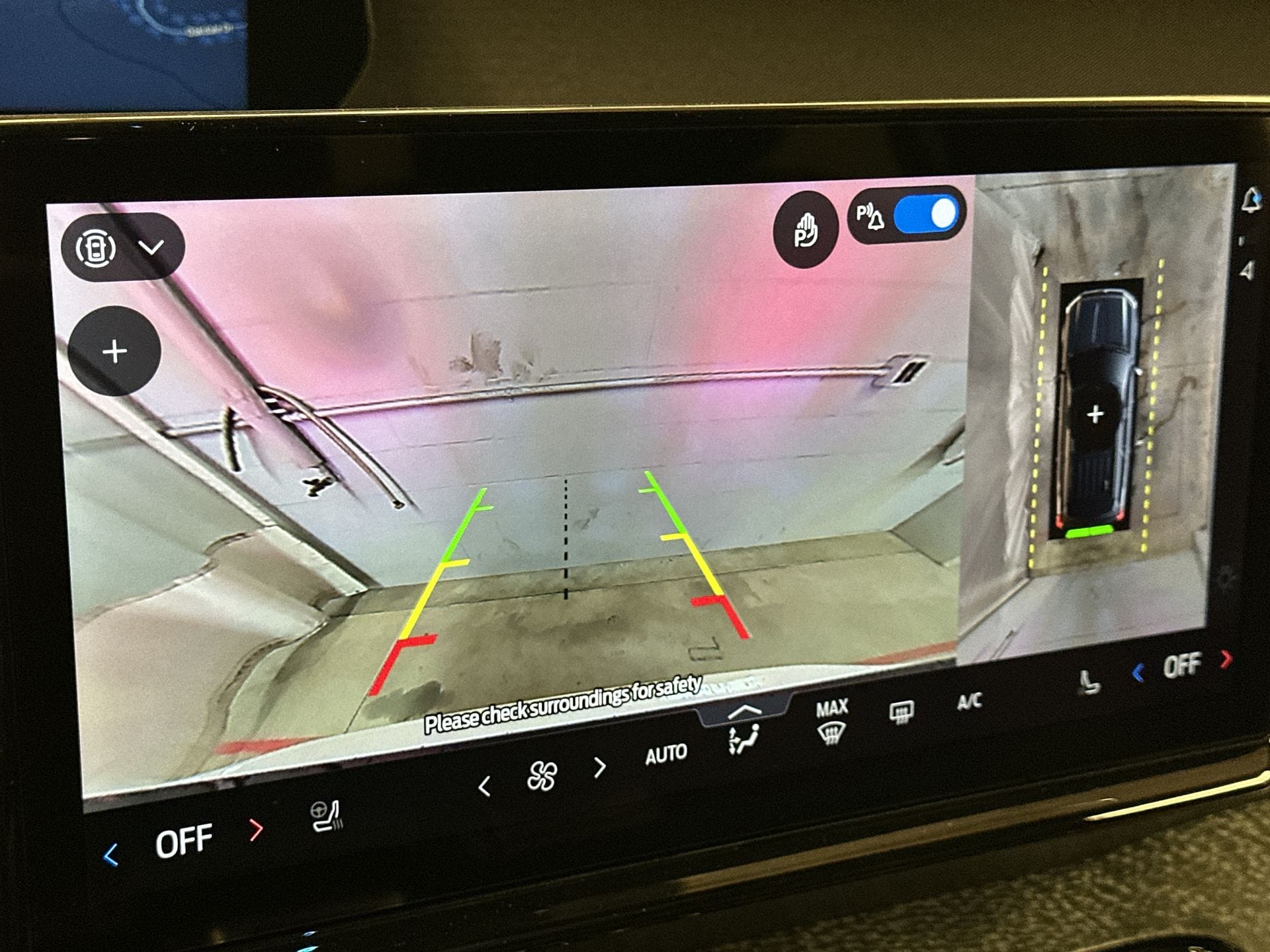 Thumbnail: 2025 Ford Expedition - 15