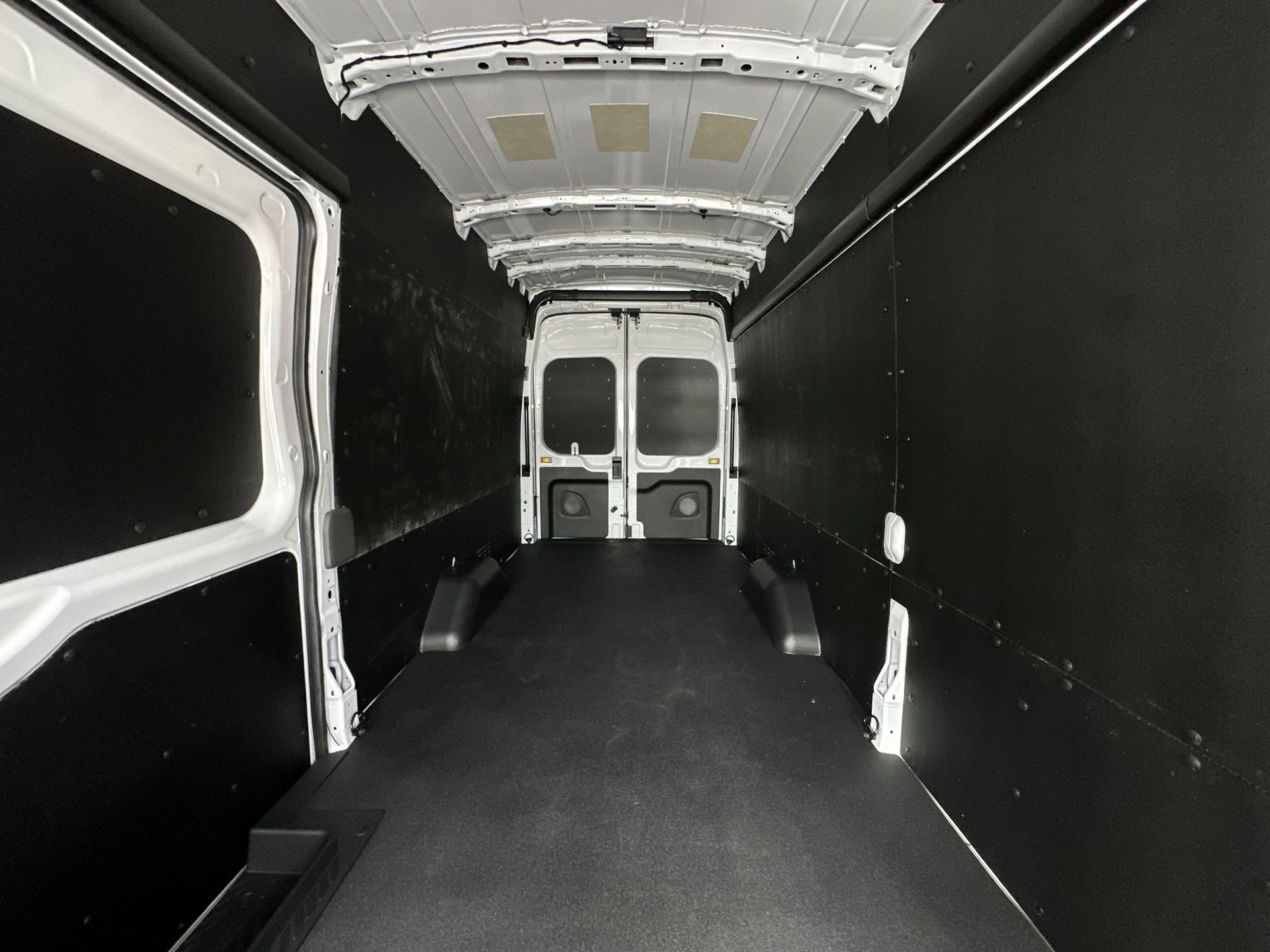 Thumbnail: 2026 Ford Transit Series - 18