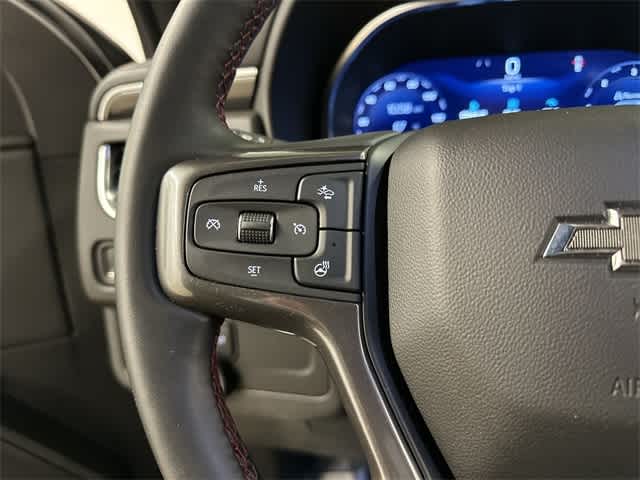 Thumbnail: 2023 Chevrolet Suburban - 8