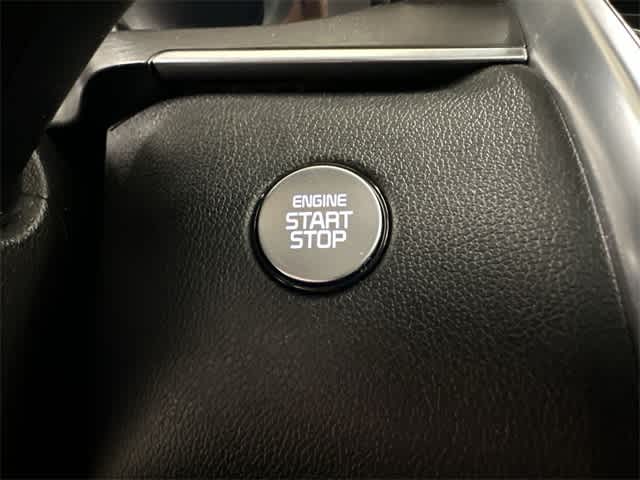 Thumbnail: 2022 Kia Sorento - 11