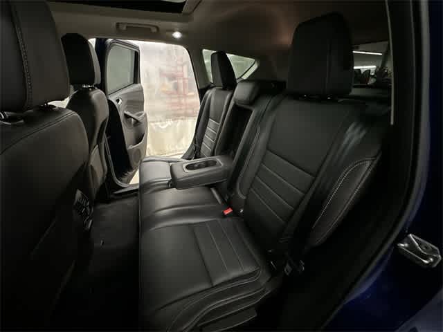 Thumbnail: 2016 Ford Escape - 19