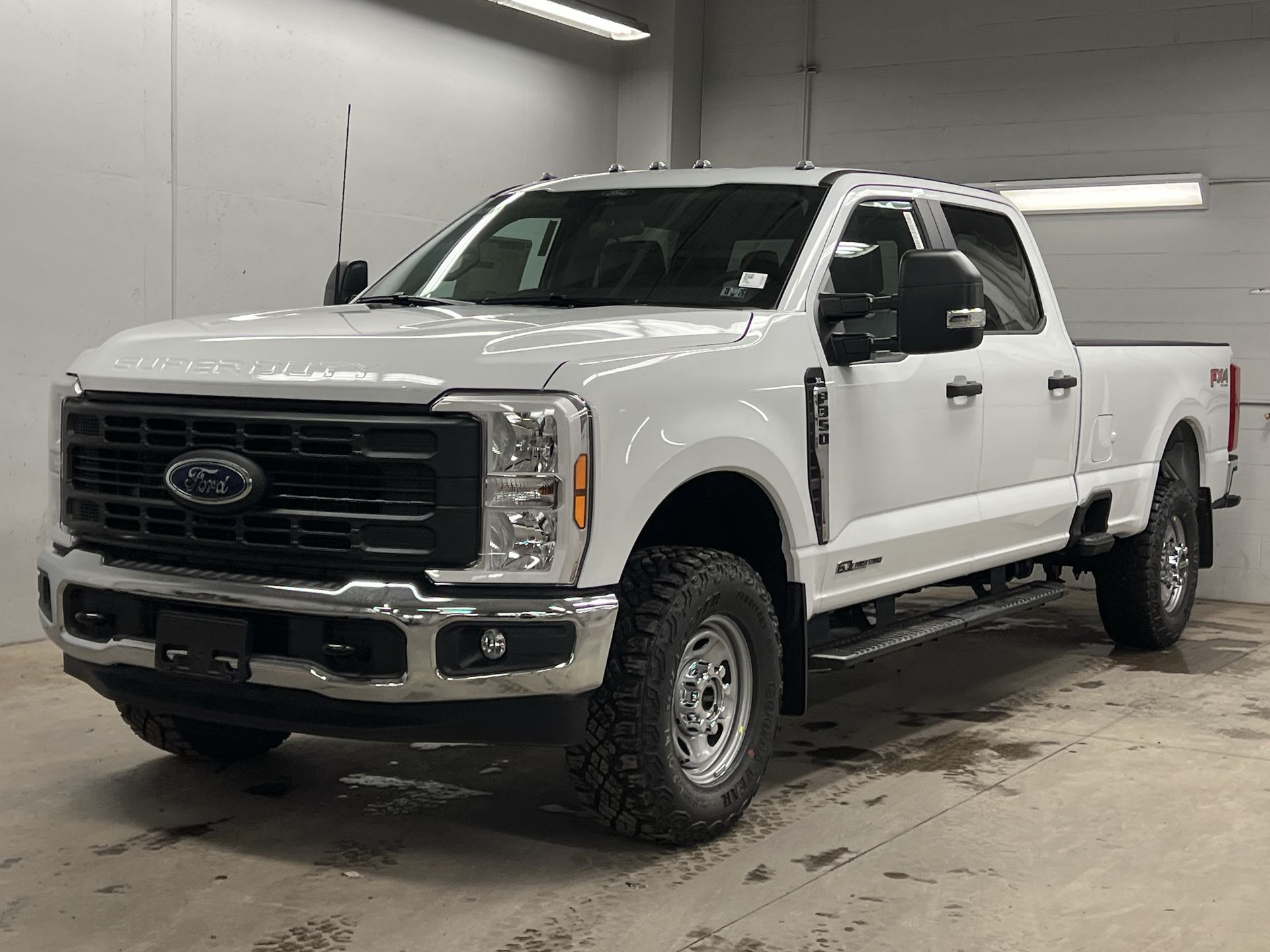 2025 Ford Econoline E-350 -
                  Zelienople, PA