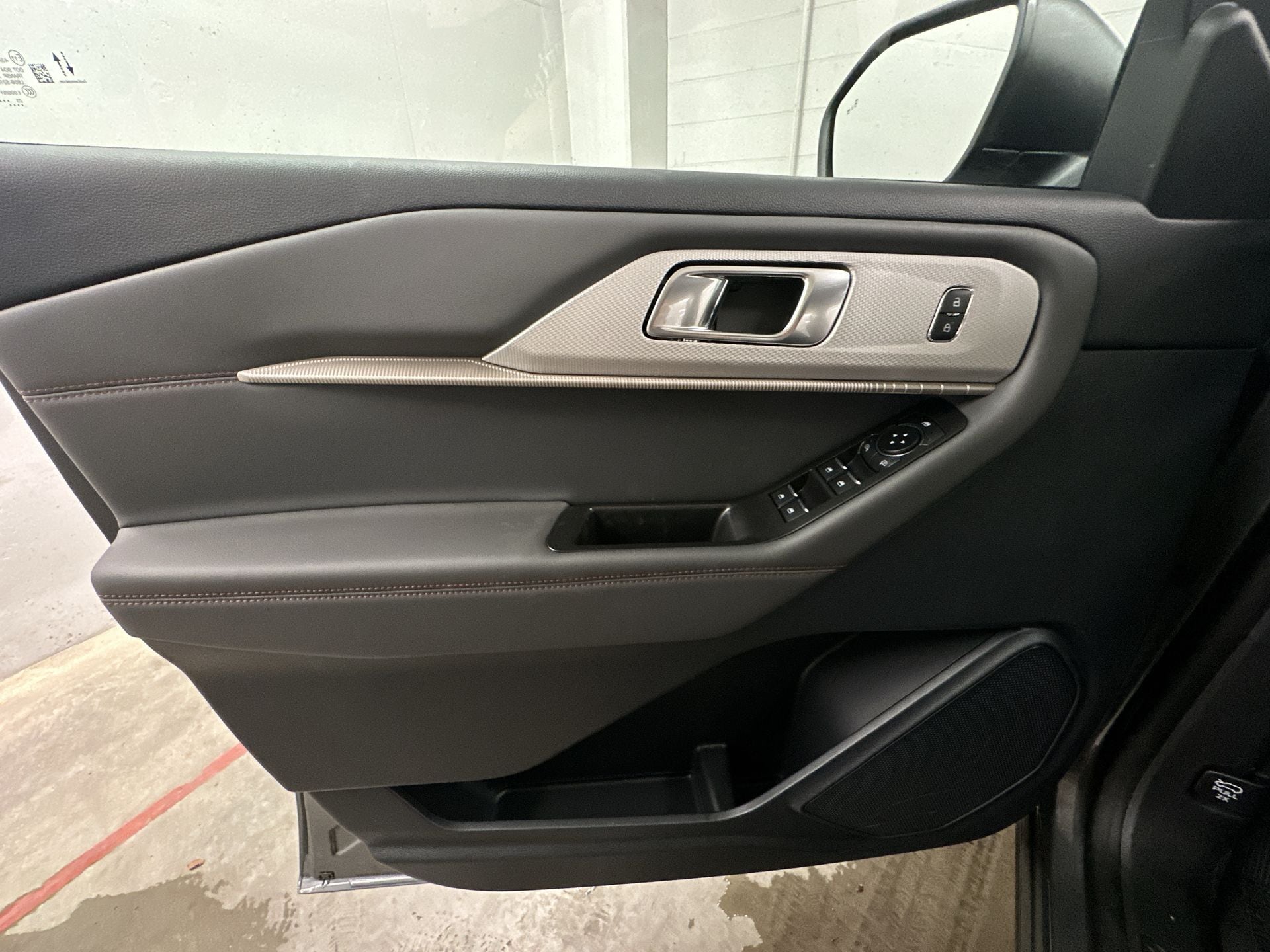 Thumbnail: 2025 Ford Explorer - 18