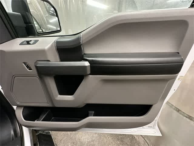 Thumbnail: 2015 Ford F-150 - 20