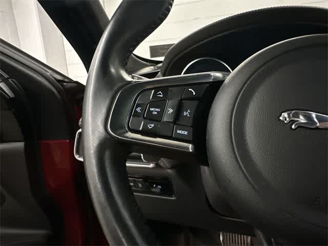 Thumbnail: 2020 Jaguar F-Pace - 9