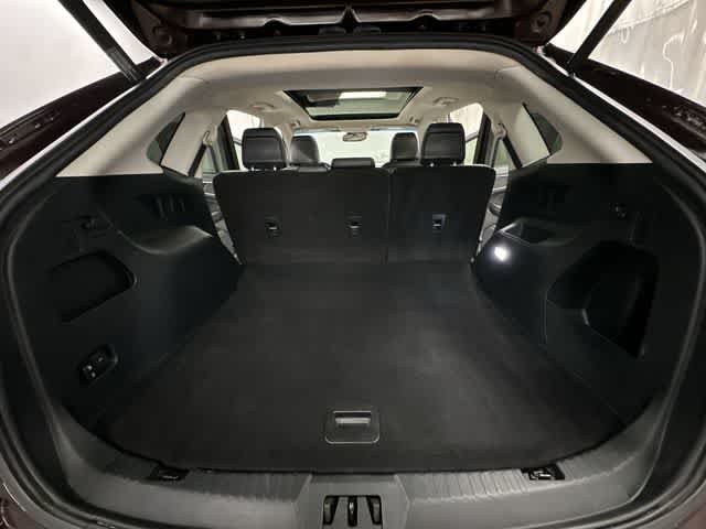 Thumbnail: 2020 Ford Edge - 26