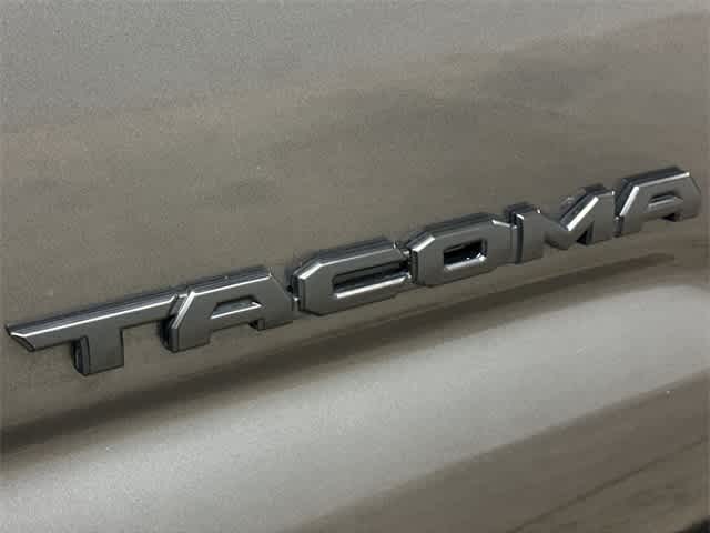 Thumbnail: 2020 Toyota Tacoma - 27