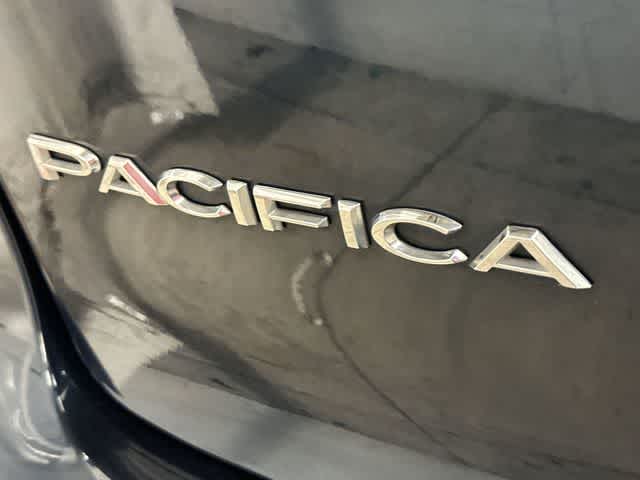 Thumbnail: 2023 Chrysler Pacifica - 27