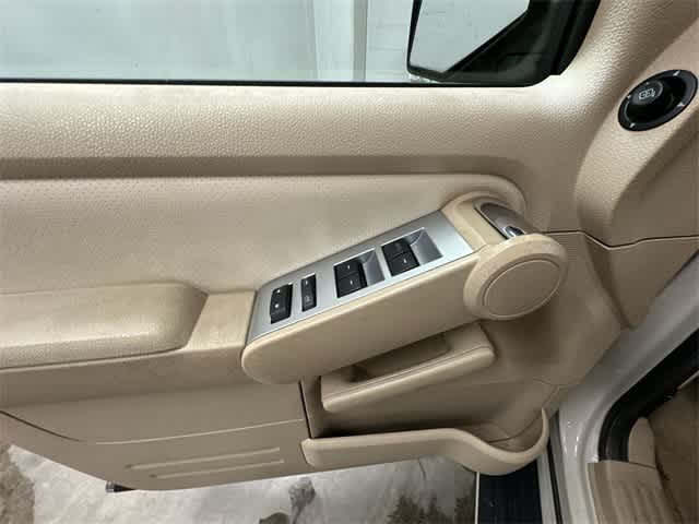 Thumbnail: 2006 Mercury Mountaineer - 14