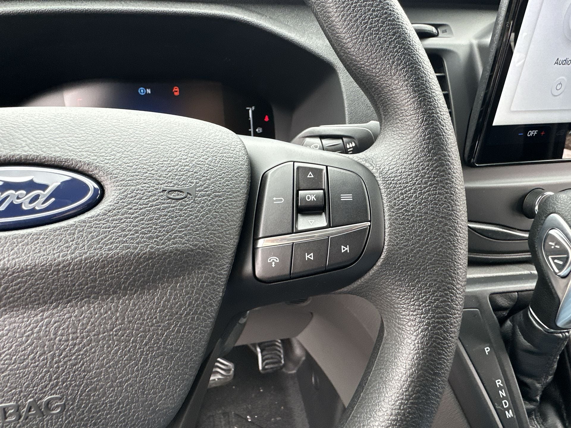 Thumbnail: 2026 Ford Transit Series - 9