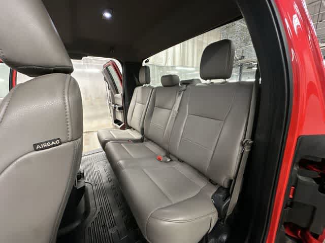 Thumbnail: 2019 Ford Econoline - 16