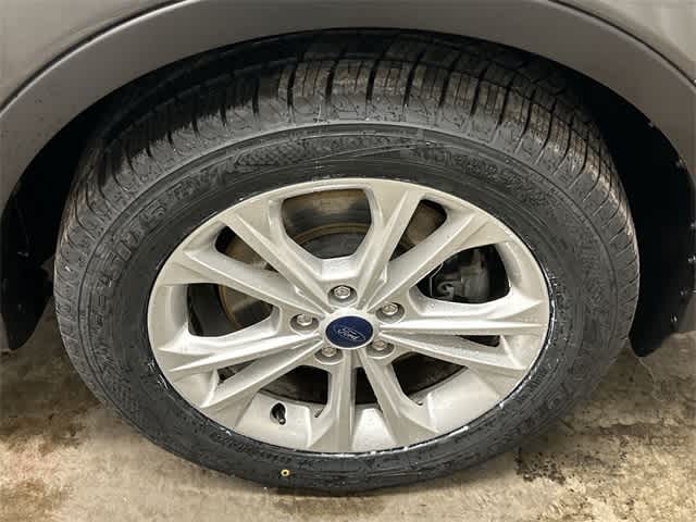 Thumbnail: 2018 Ford Escape - 5