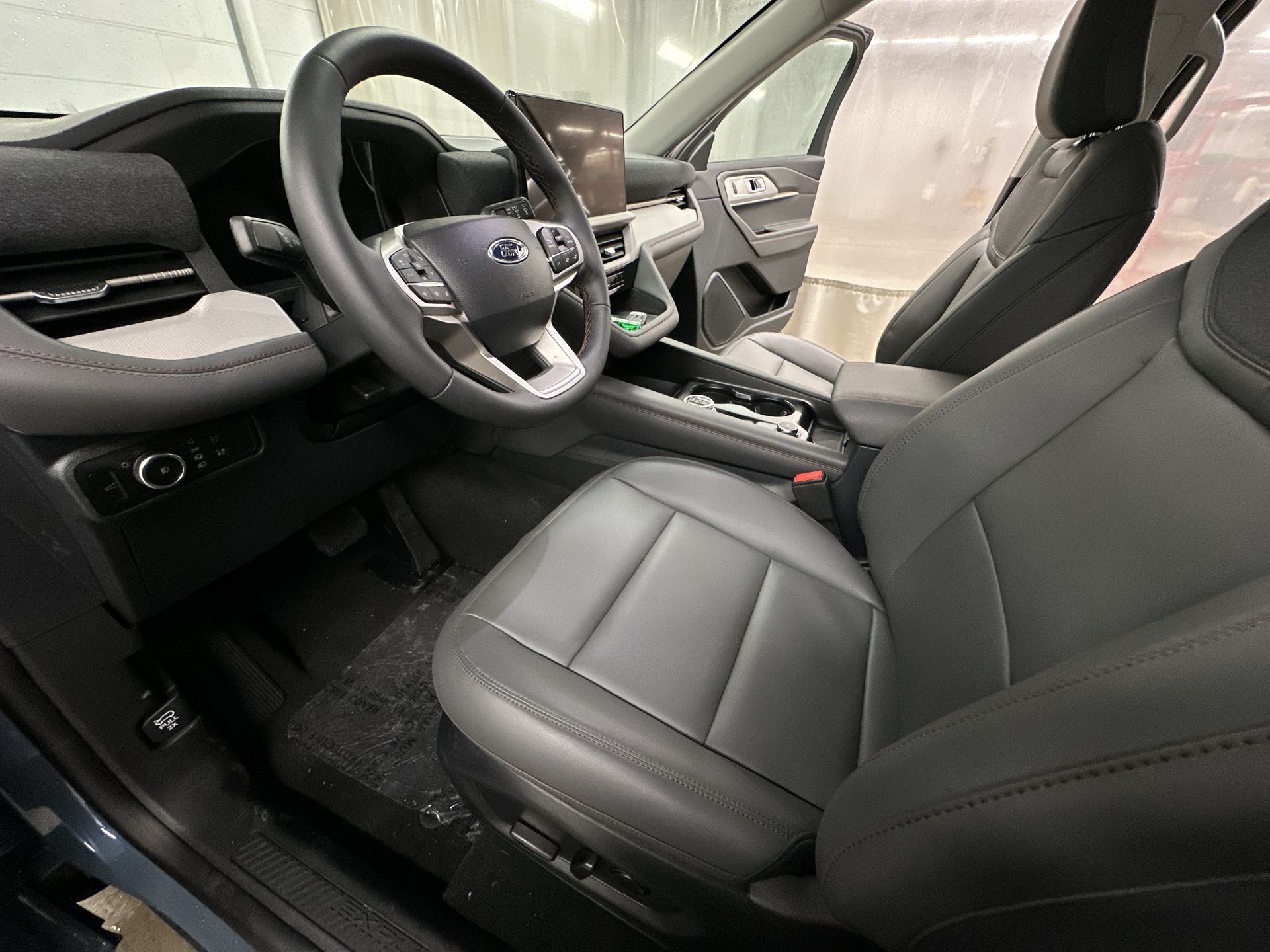 Thumbnail: 2026 Ford Explorer - 16