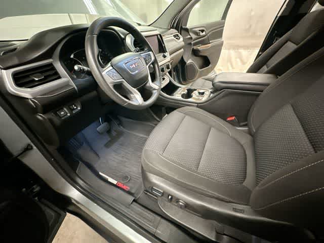 Thumbnail: 2023 GMC Acadia - 16