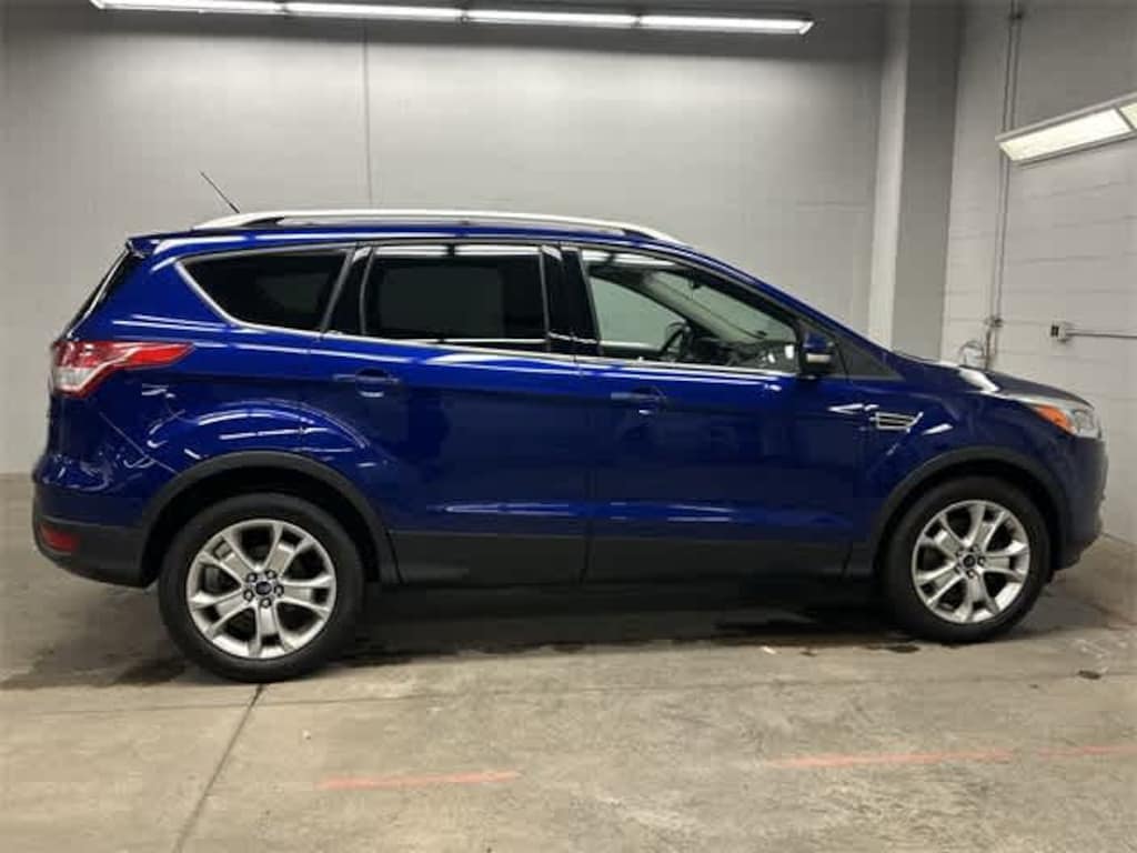 Used 2016 Ford Escape Titanium SUV