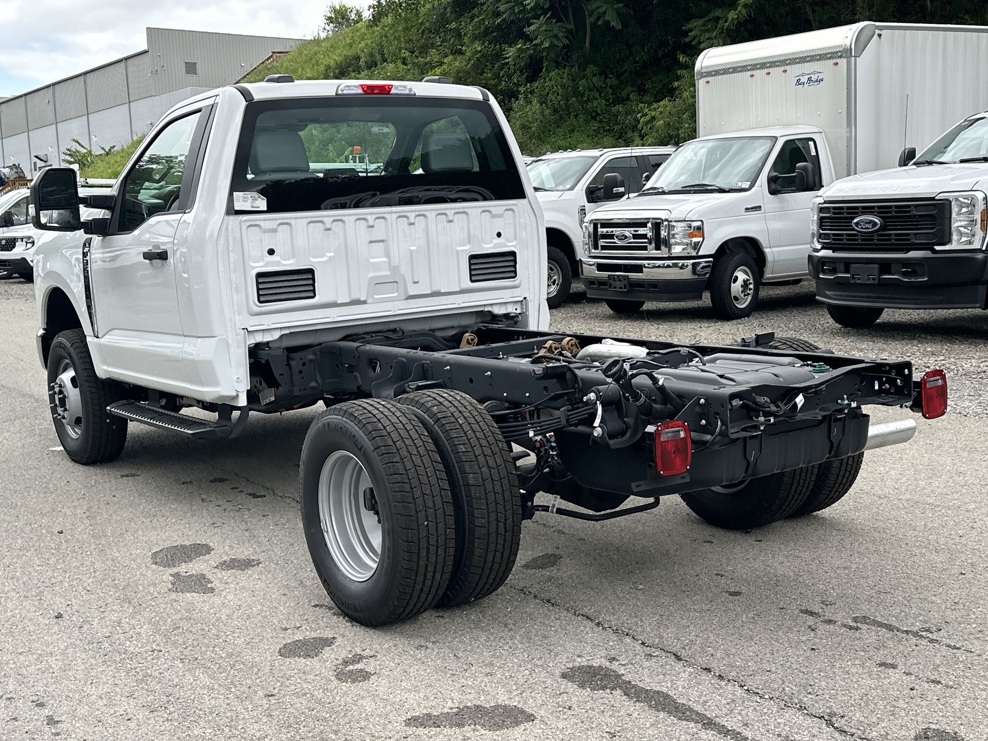 Thumbnail: 2025 Ford Econoline - 25