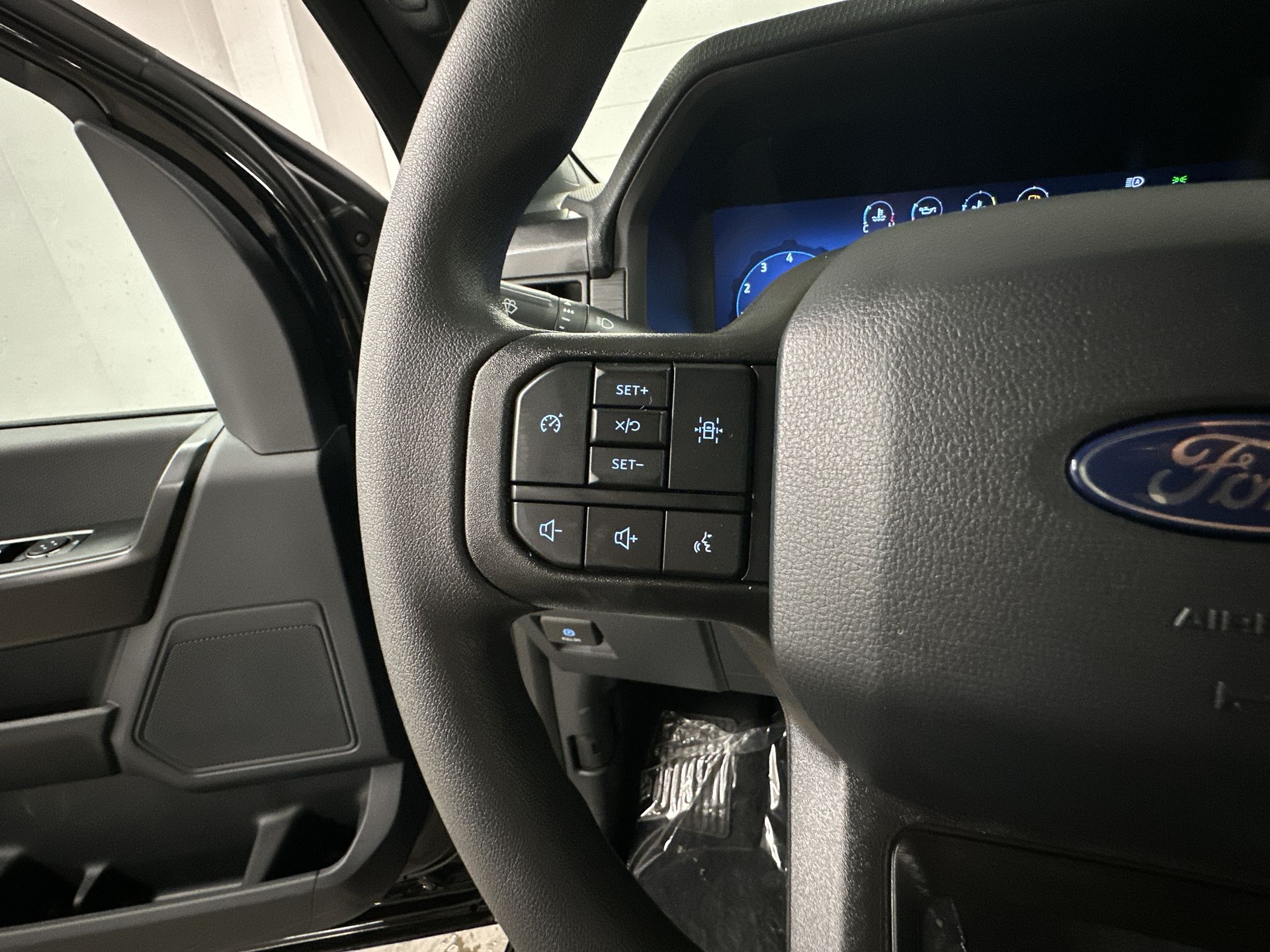 Thumbnail: 2025 Ford F-150 - 8