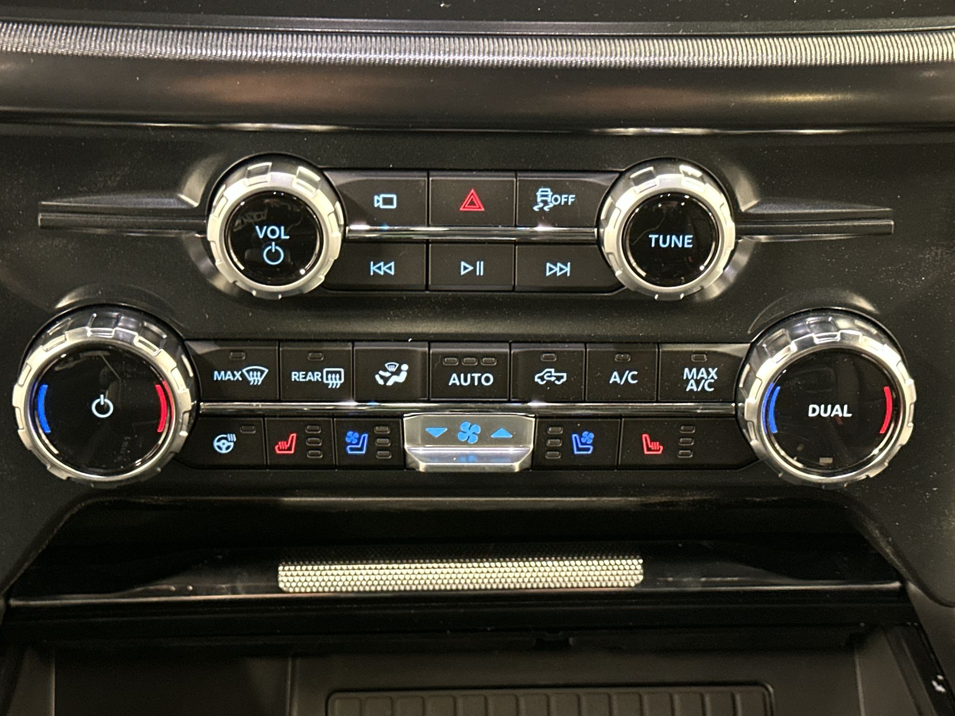 Thumbnail: 2025 Ford F-150 - 16