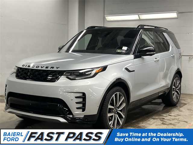 2022 Land Rover Discovery R-Dynamic S -
                  Zelienople, PA