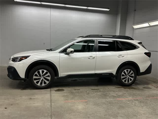 2022 Subaru Outback Premium photo 2