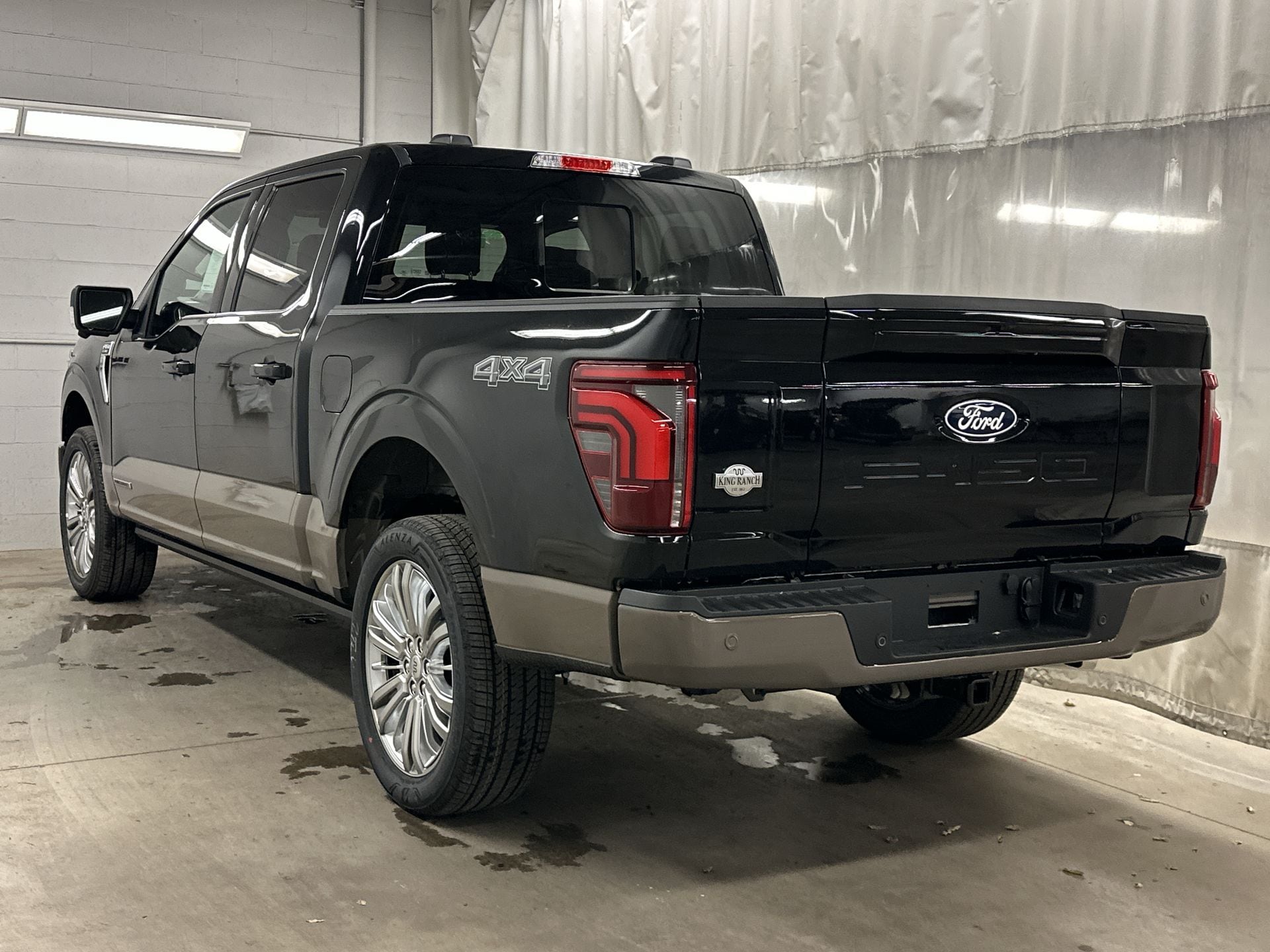 Thumbnail: 2025 Ford F-150 - 33