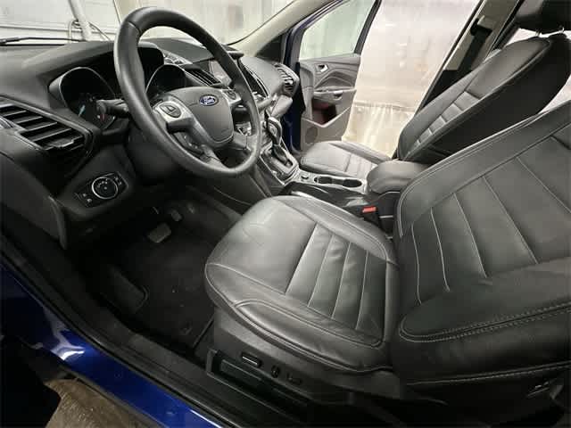 Thumbnail: 2016 Ford Escape - 16