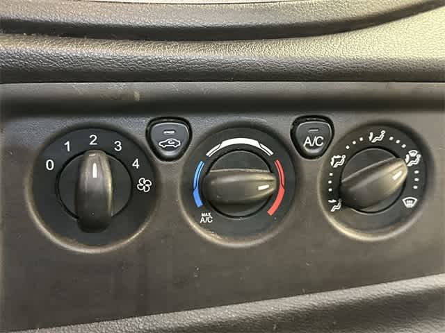 Thumbnail: 2018 Ford Transit Series - 12