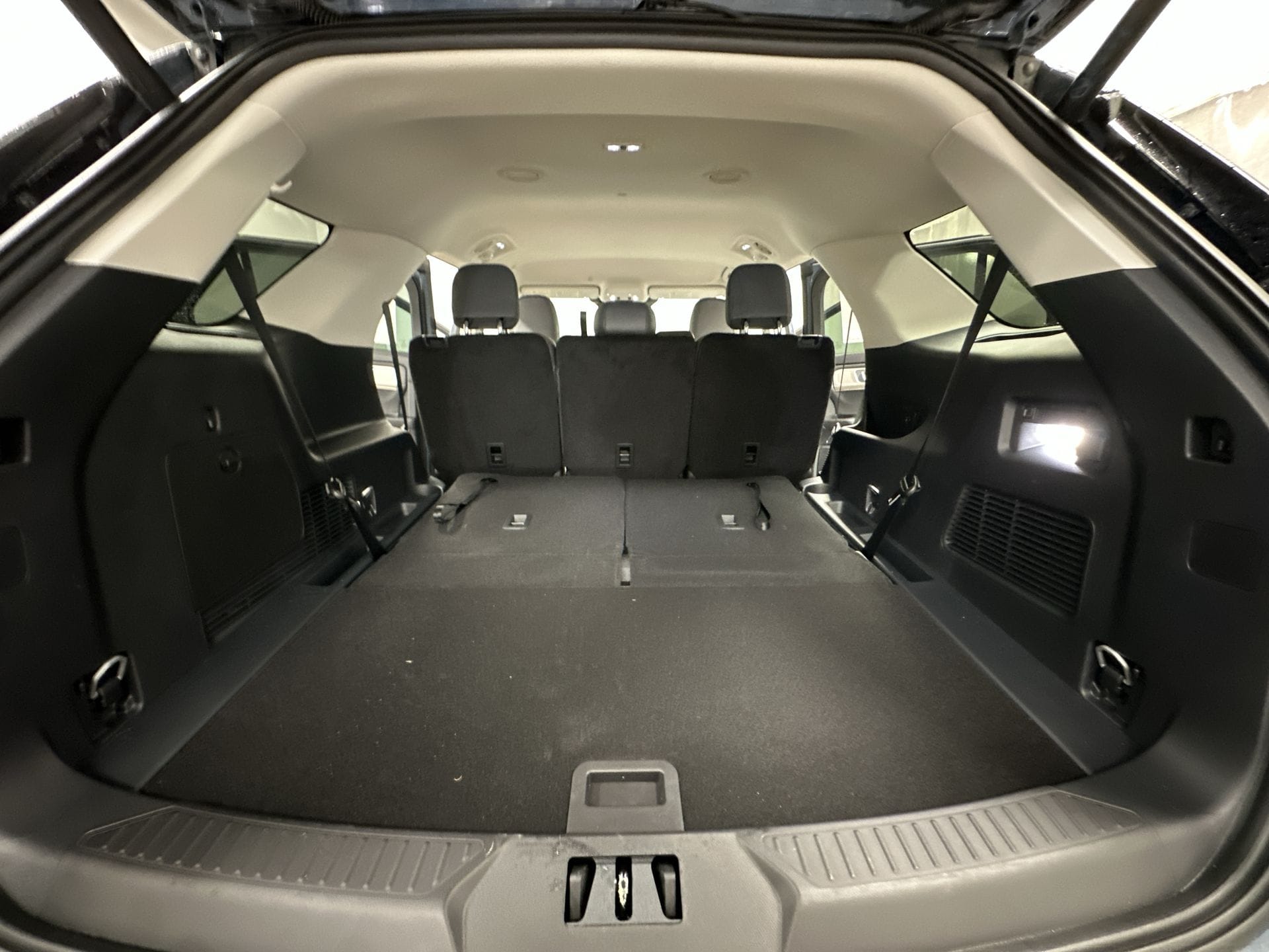 Thumbnail: 2026 Ford Explorer - 26