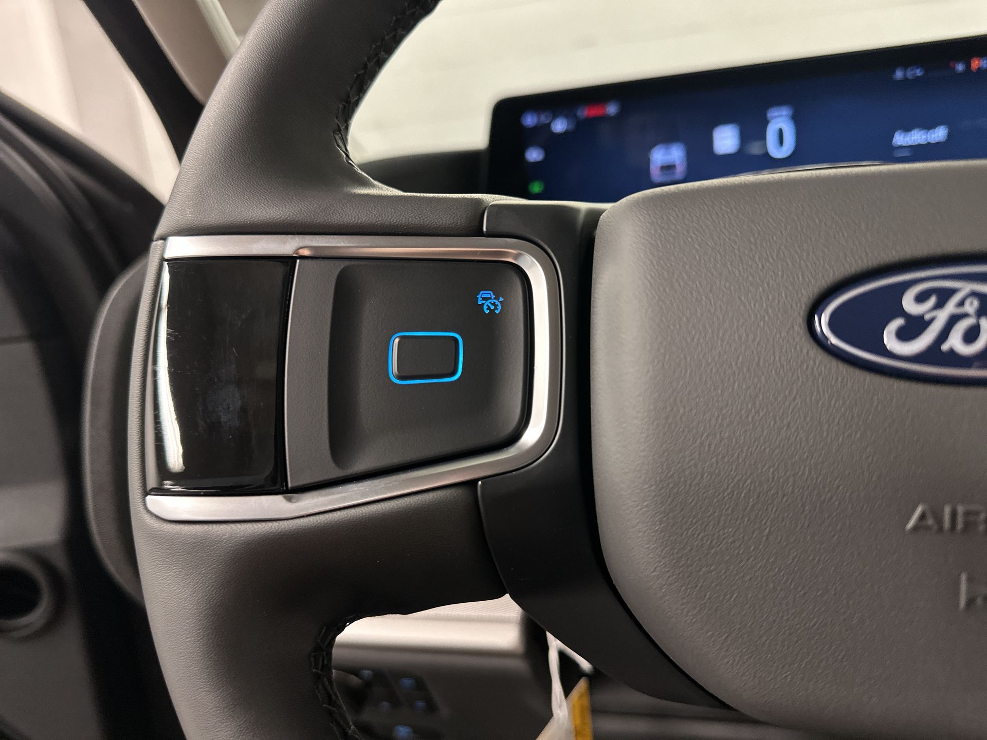 Thumbnail: 2026 Ford Expedition - 9