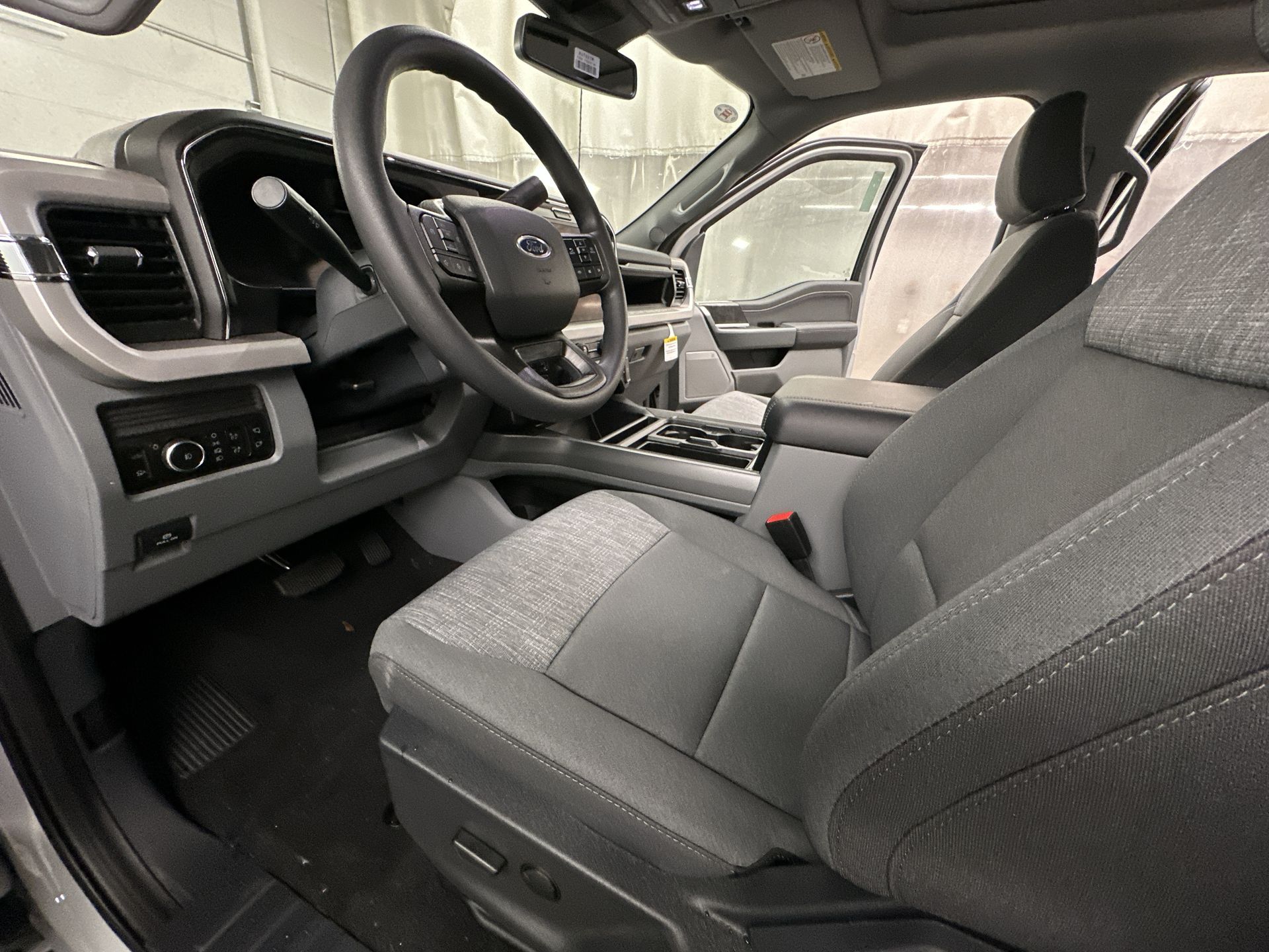 Thumbnail: 2026 Ford Econoline - 17