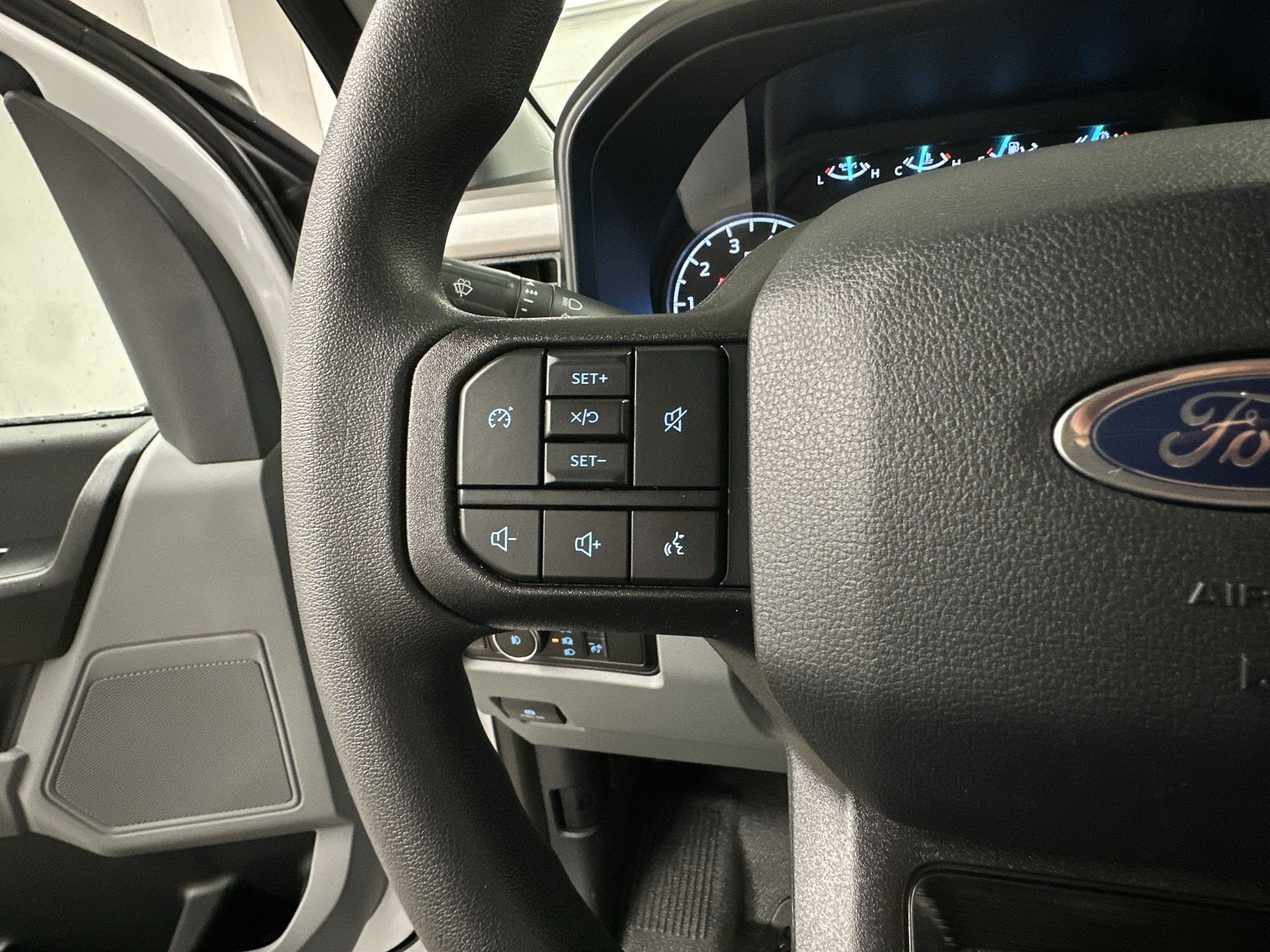 Thumbnail: 2026 Ford Econoline - 8