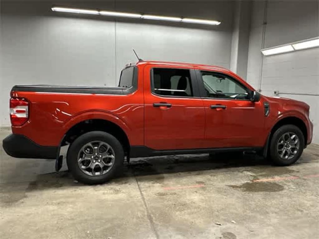 Used 2024 Ford Maverick XLT Truck