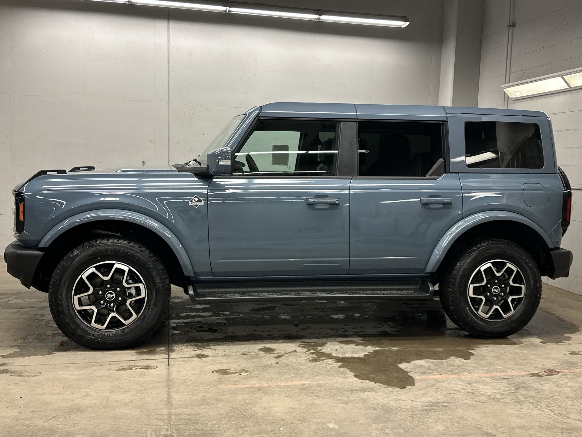 Thumbnail: 2025 Ford Bronco - 2