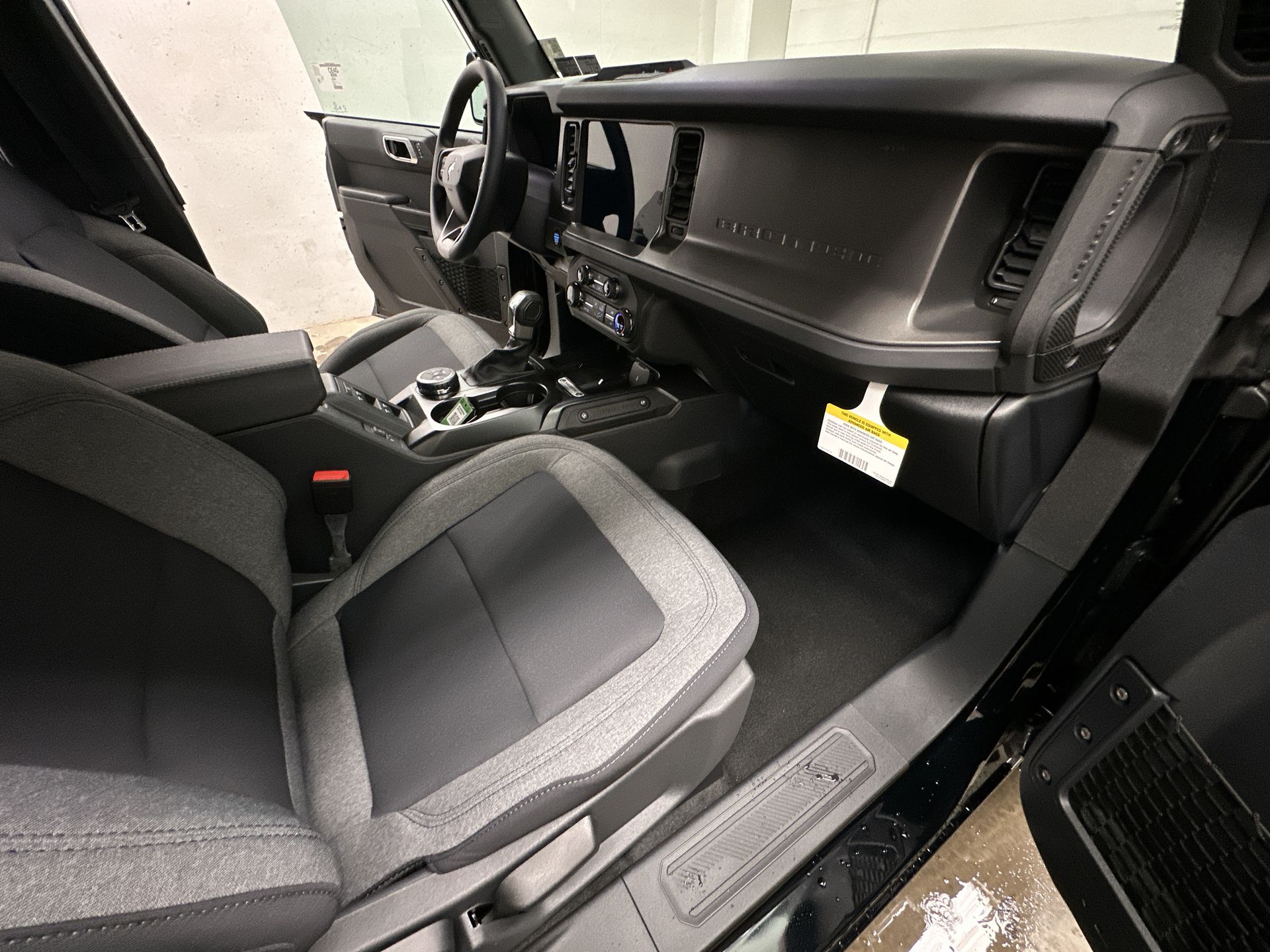 Thumbnail: 2025 Ford Bronco - 20