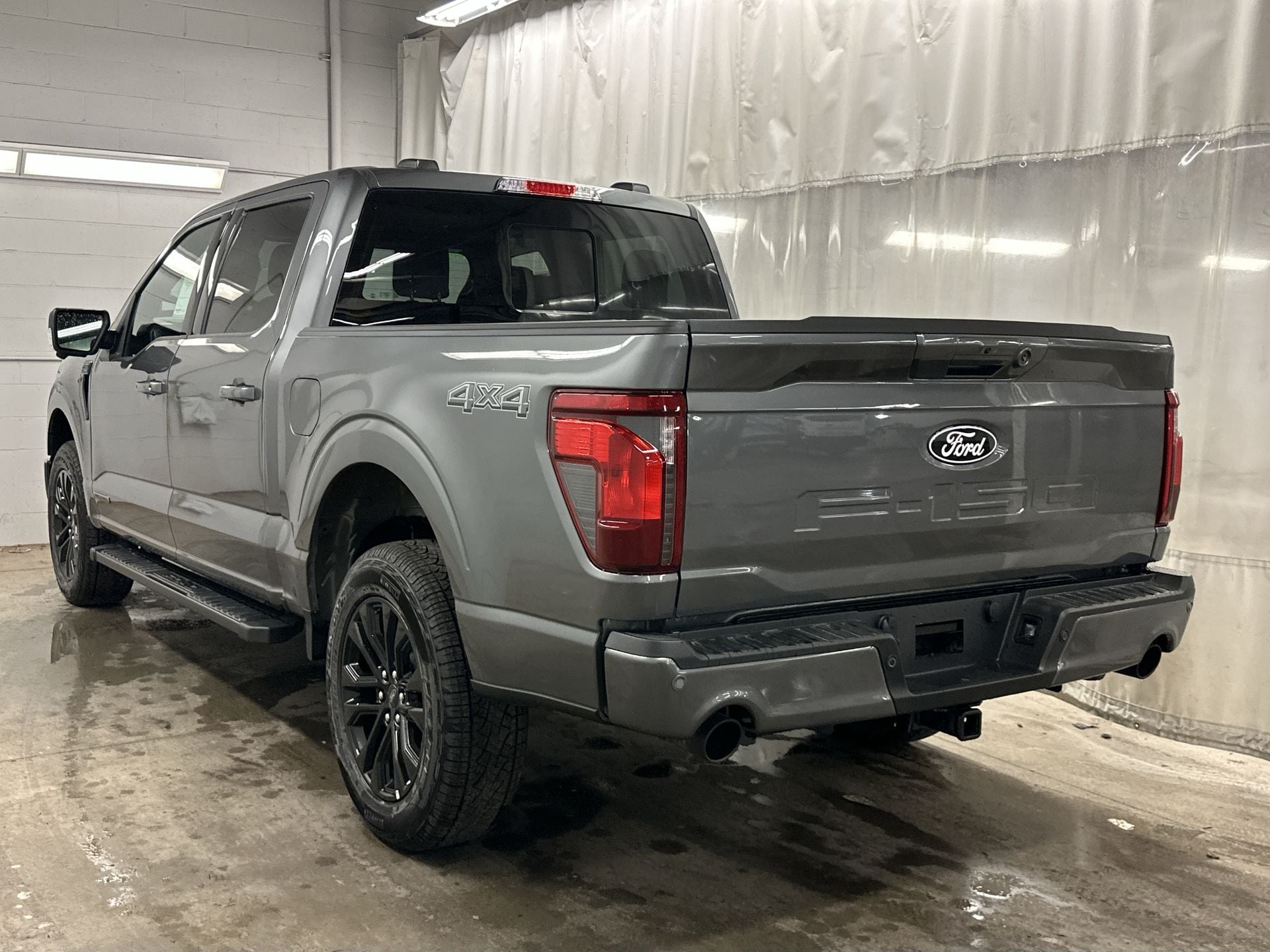 2025 Ford F-150 XLT 32