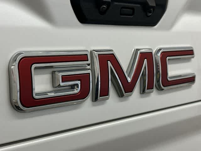 Thumbnail: 2022 GMC Sierra 2500 - 28