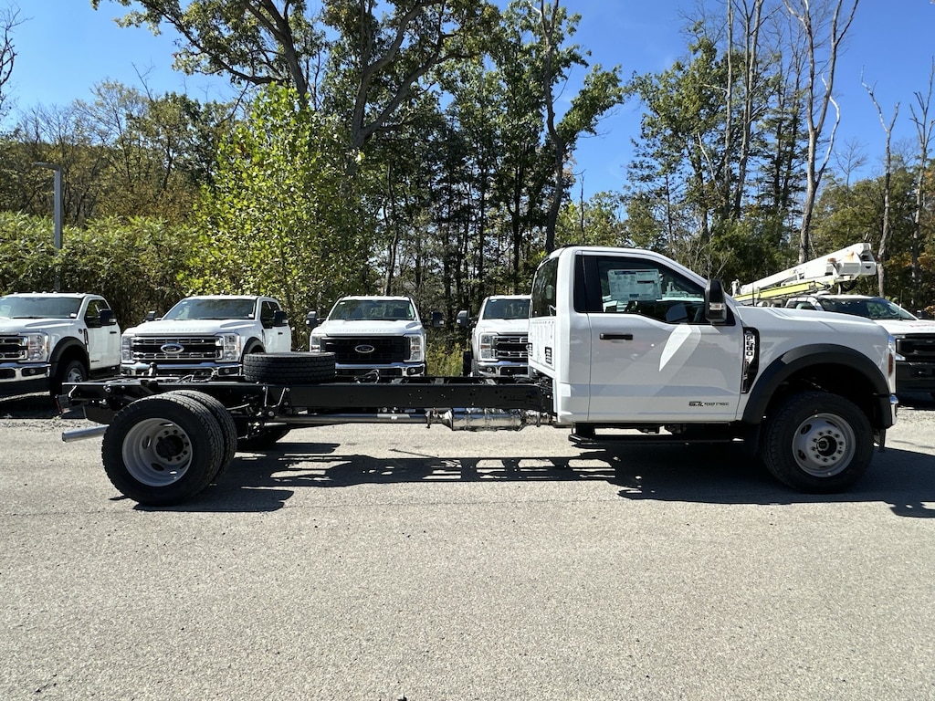 New 2026 Ford Super Duty F-600 DRW  Truck
